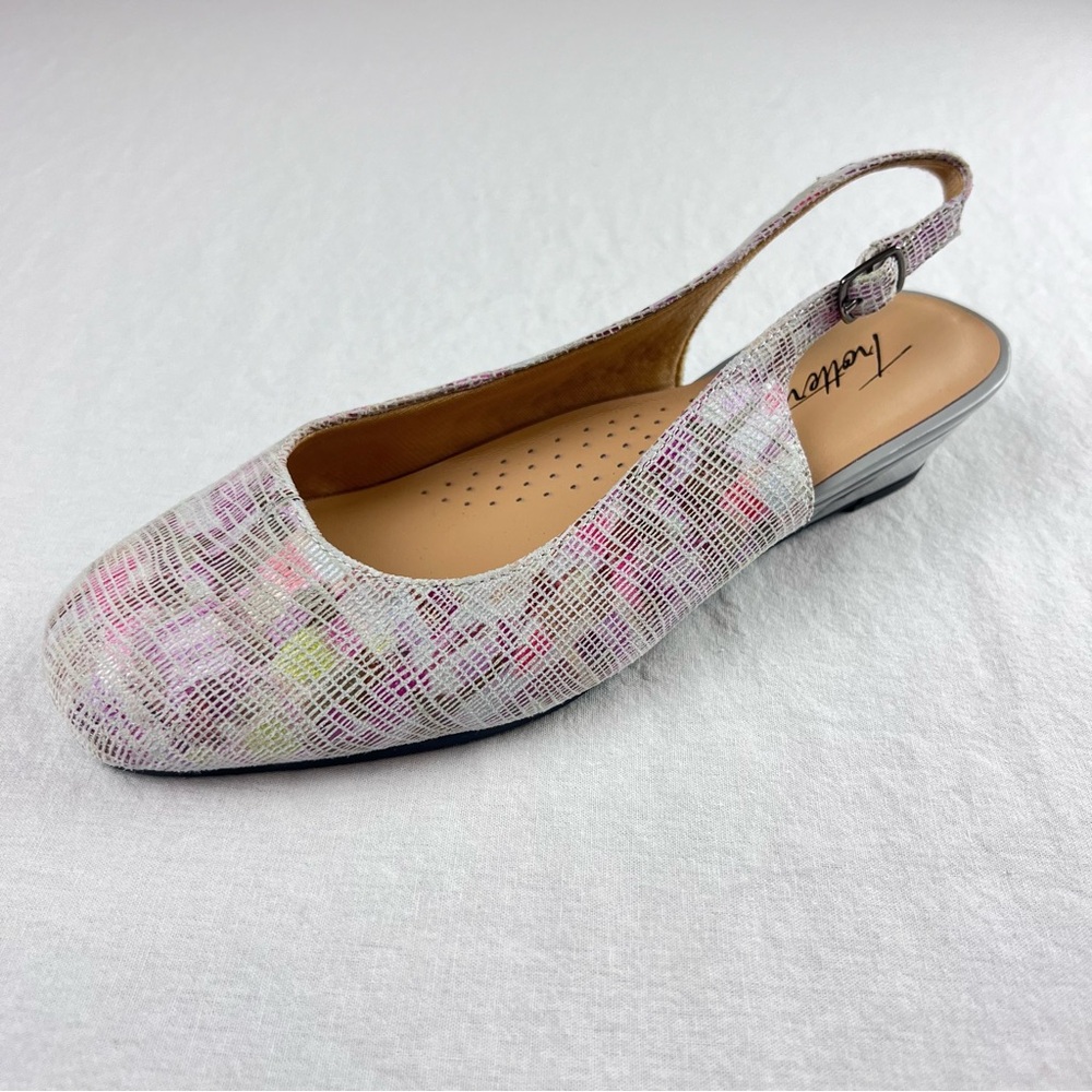 Trotters Lenore Women's Low Wedge Pump Slingback Shoes Size 7 WW, Multicolor